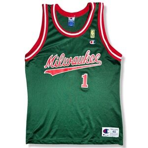 Vintage 90s Champion Milwaukee Bucks Oscar Robertson Basketball Jersey